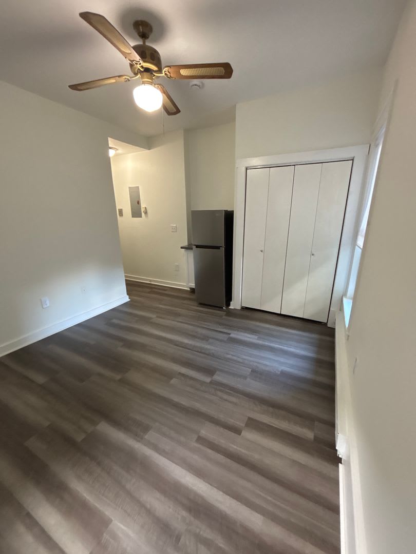 Sunny Allston Studio Near Boston Landing & Green Line – photo 1