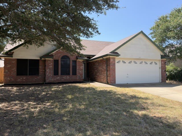 1511 Sunflower Lane – photo 1 of 15