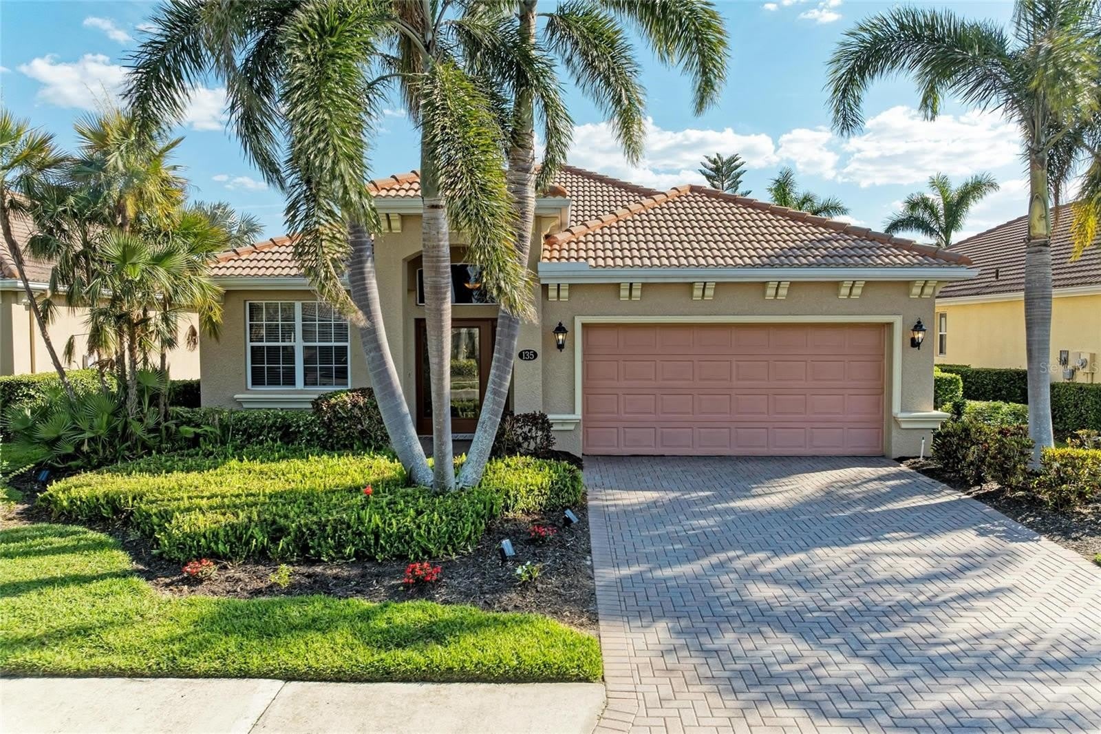 135 RIVER ENCLAVE Court – photo 1