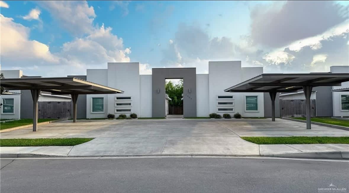1407 West Heritage Drive – photo 1