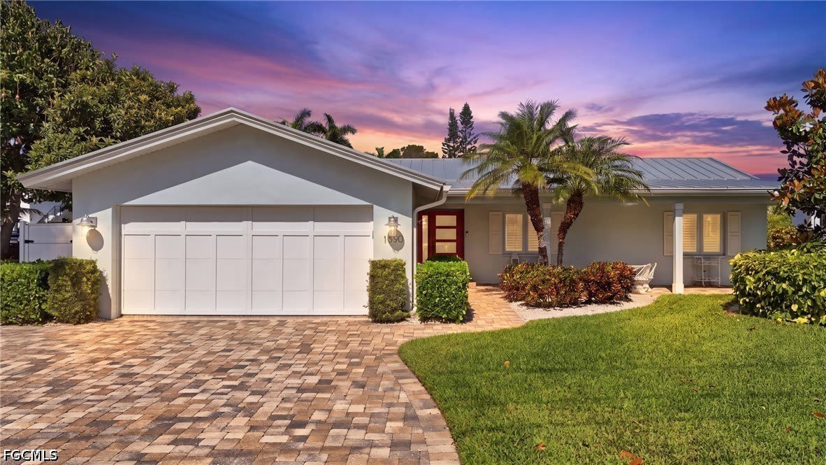 1590 Sandpiper Street – photo 1