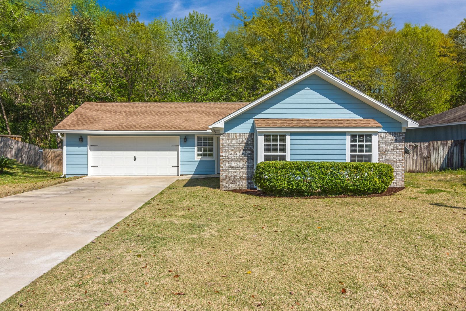511 Oak Avenue Niceville, FL 32578 – photo 1