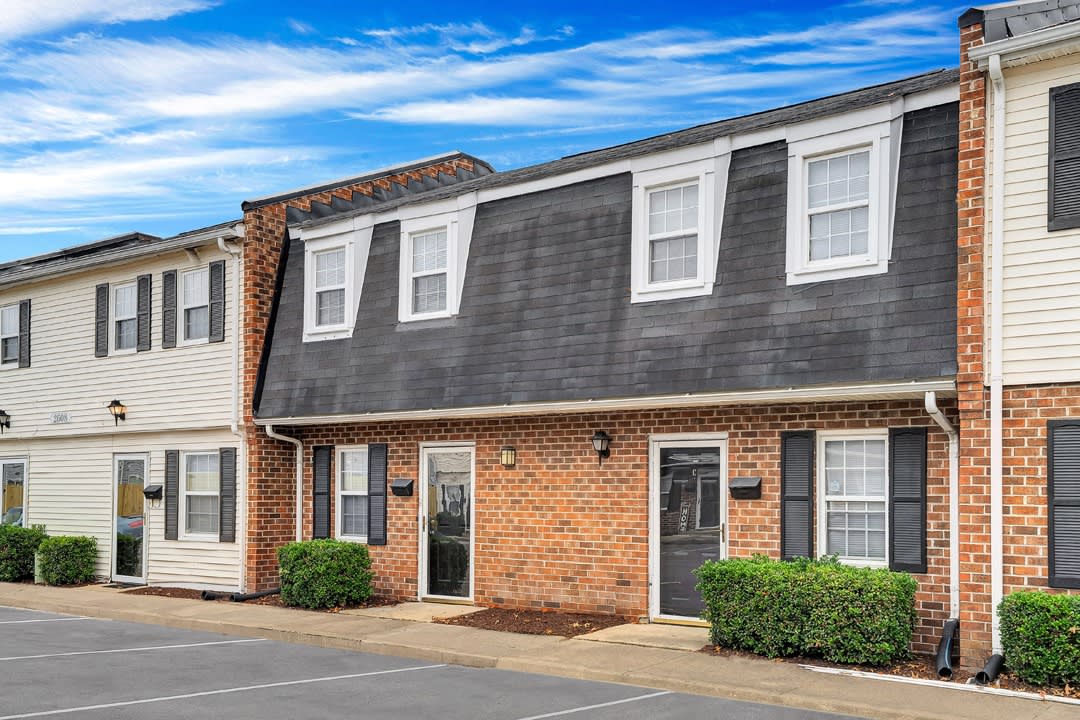 Riverstone Townhomes – photo 1