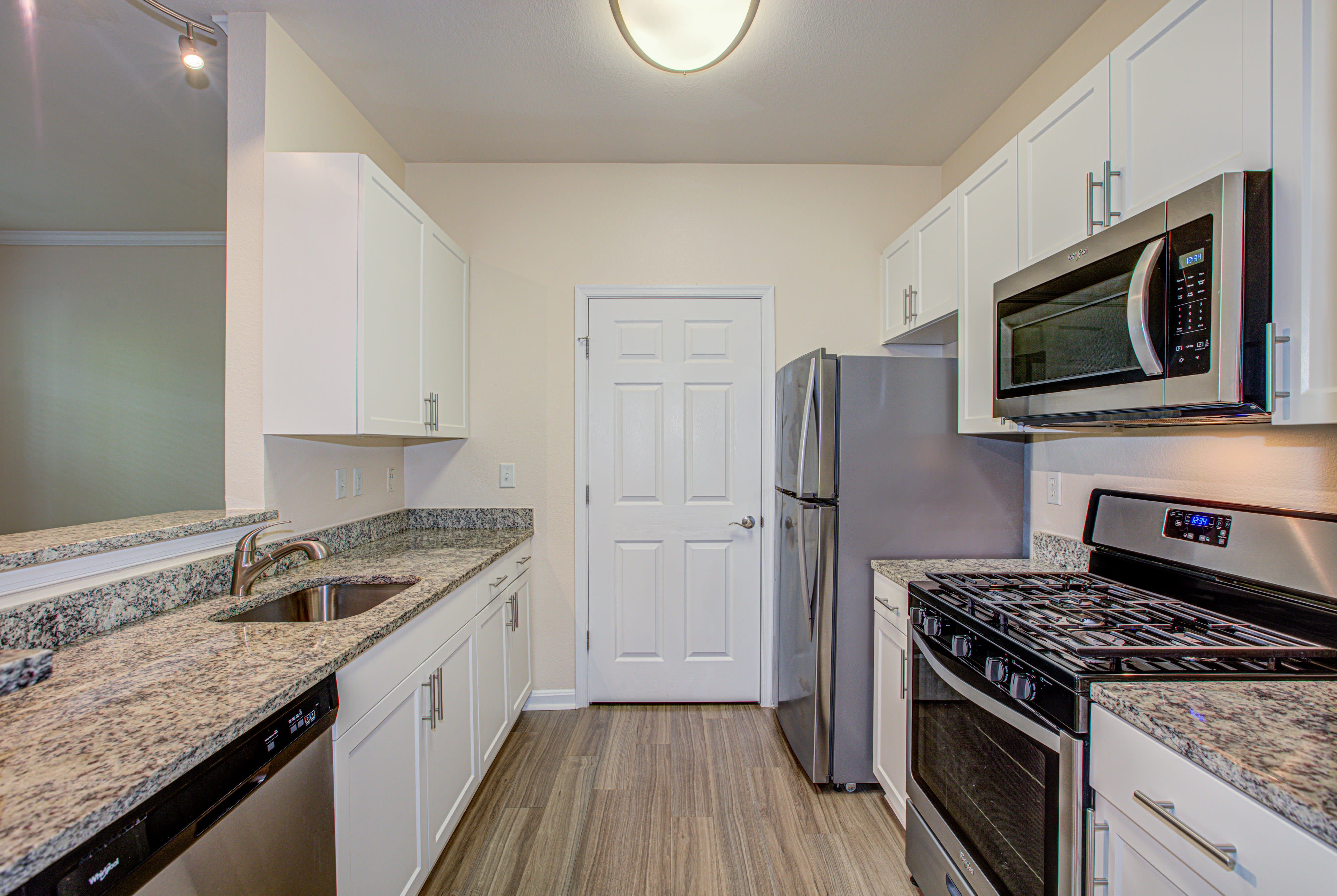 Broadlands Luxury Apartments – photo 1 of 23