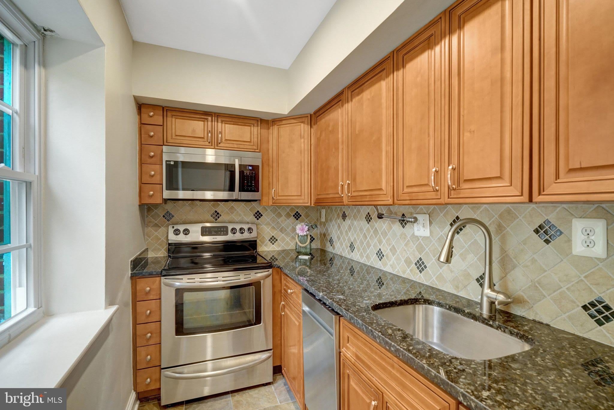 1315 N ODE Street – photo 1 of 47