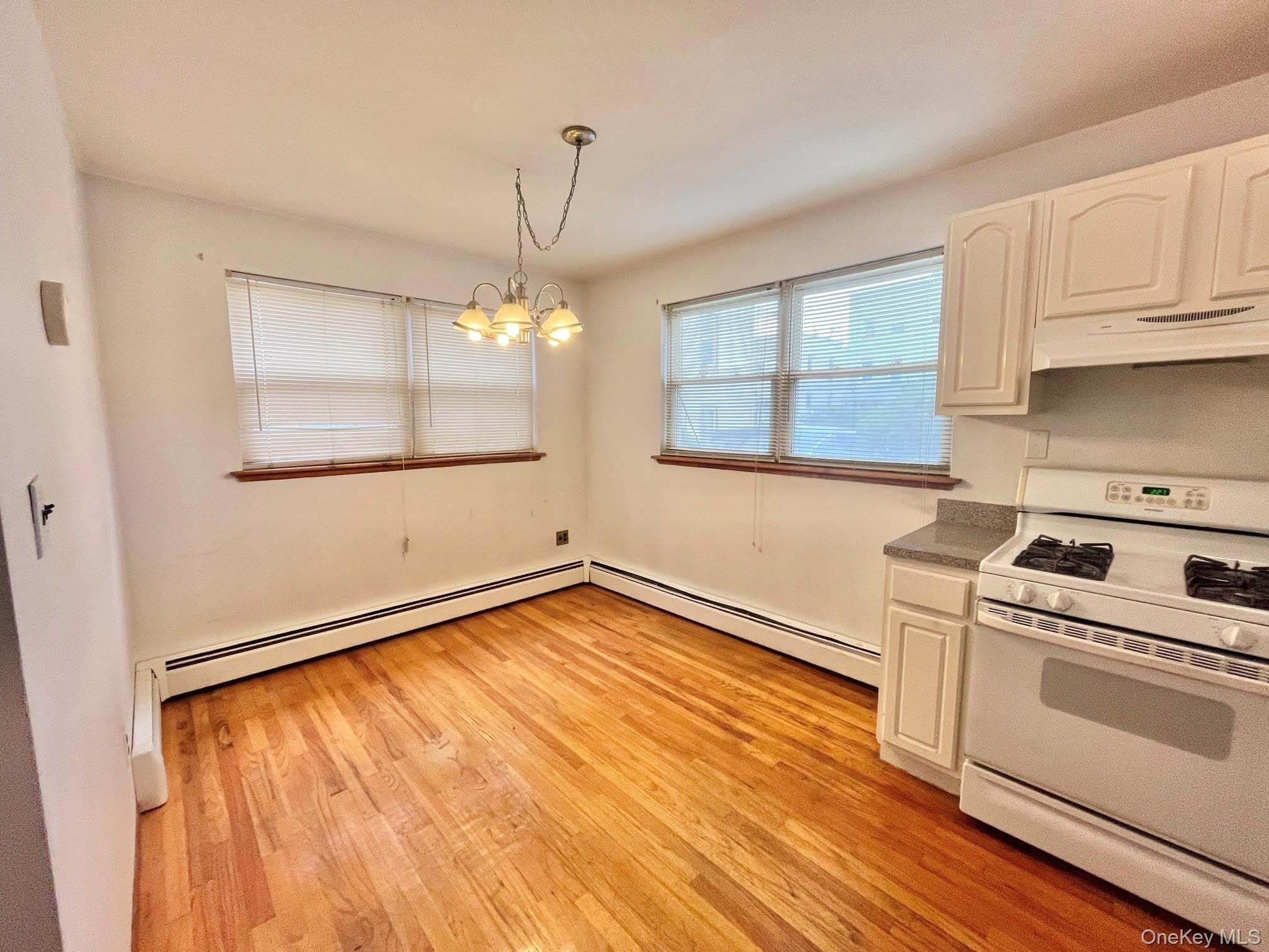66 Oak Street – photo 1 of 113
