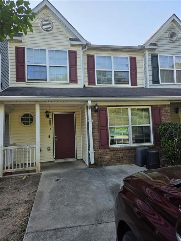 550 Parkway Road – photo 1 of 4