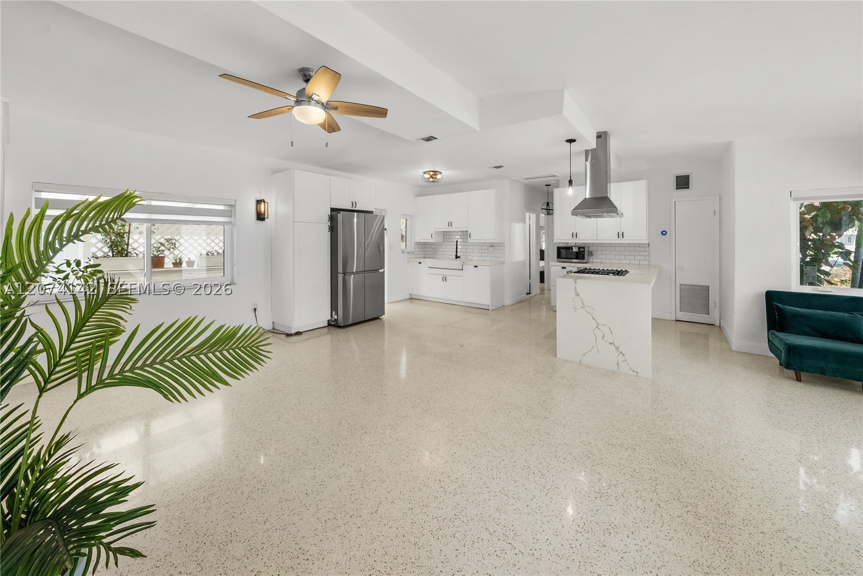 3130 SW 27th Ter – photo 1