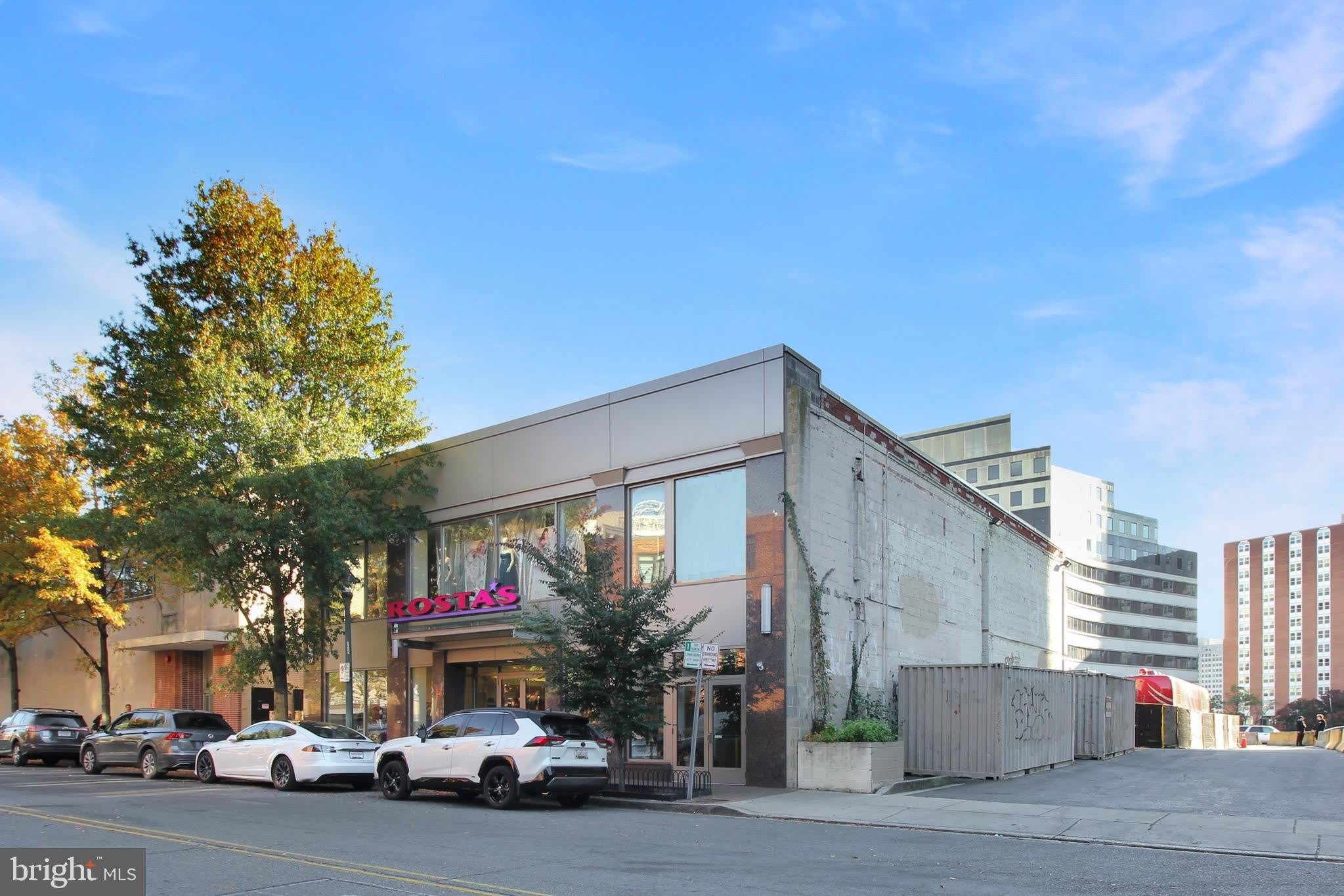 8618 FENTON Street – photo 1