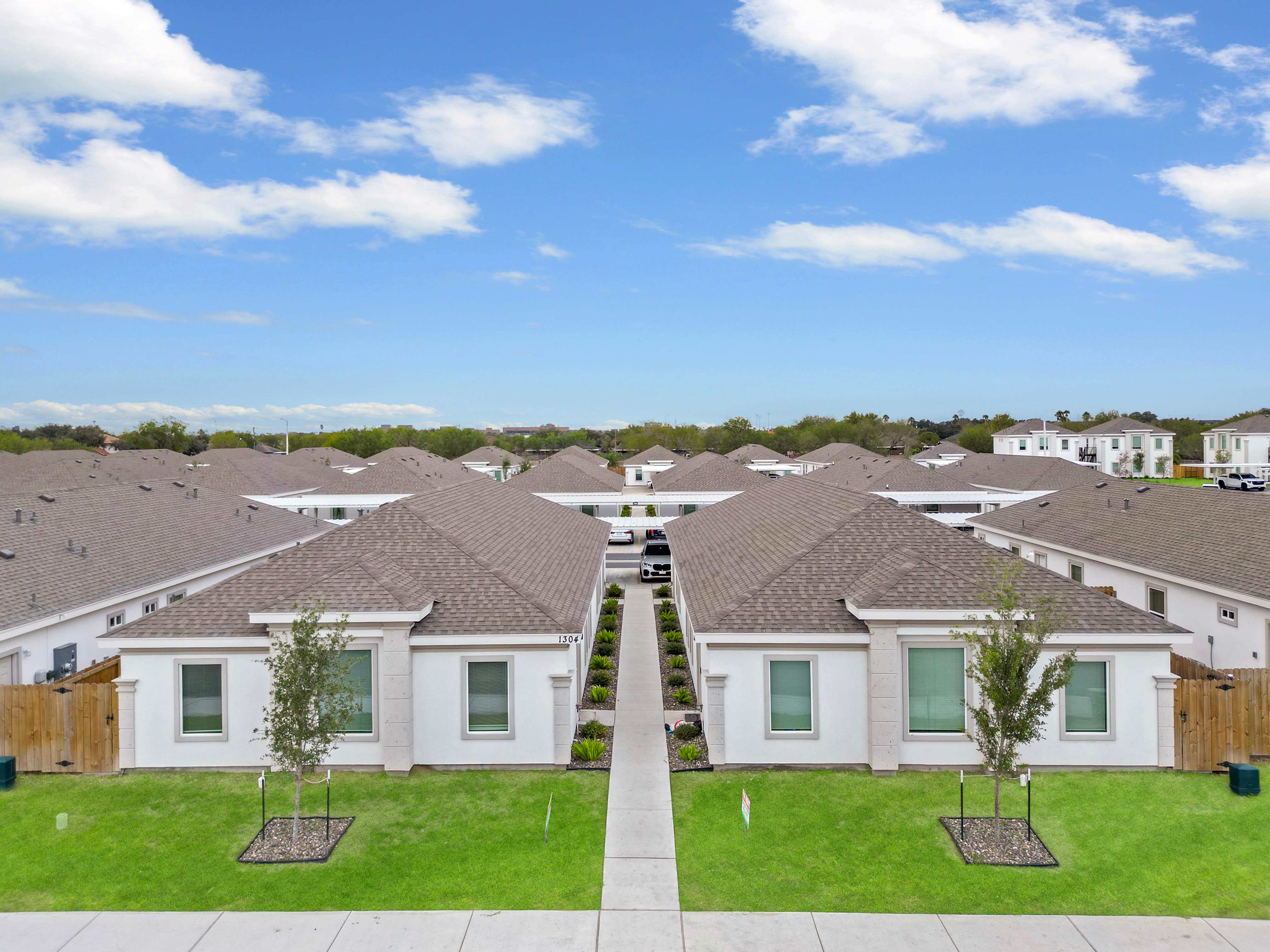 1304 Shavano Dr – photo 1