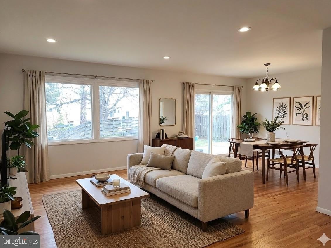 702 W EDMONSTON Drive – photo 1