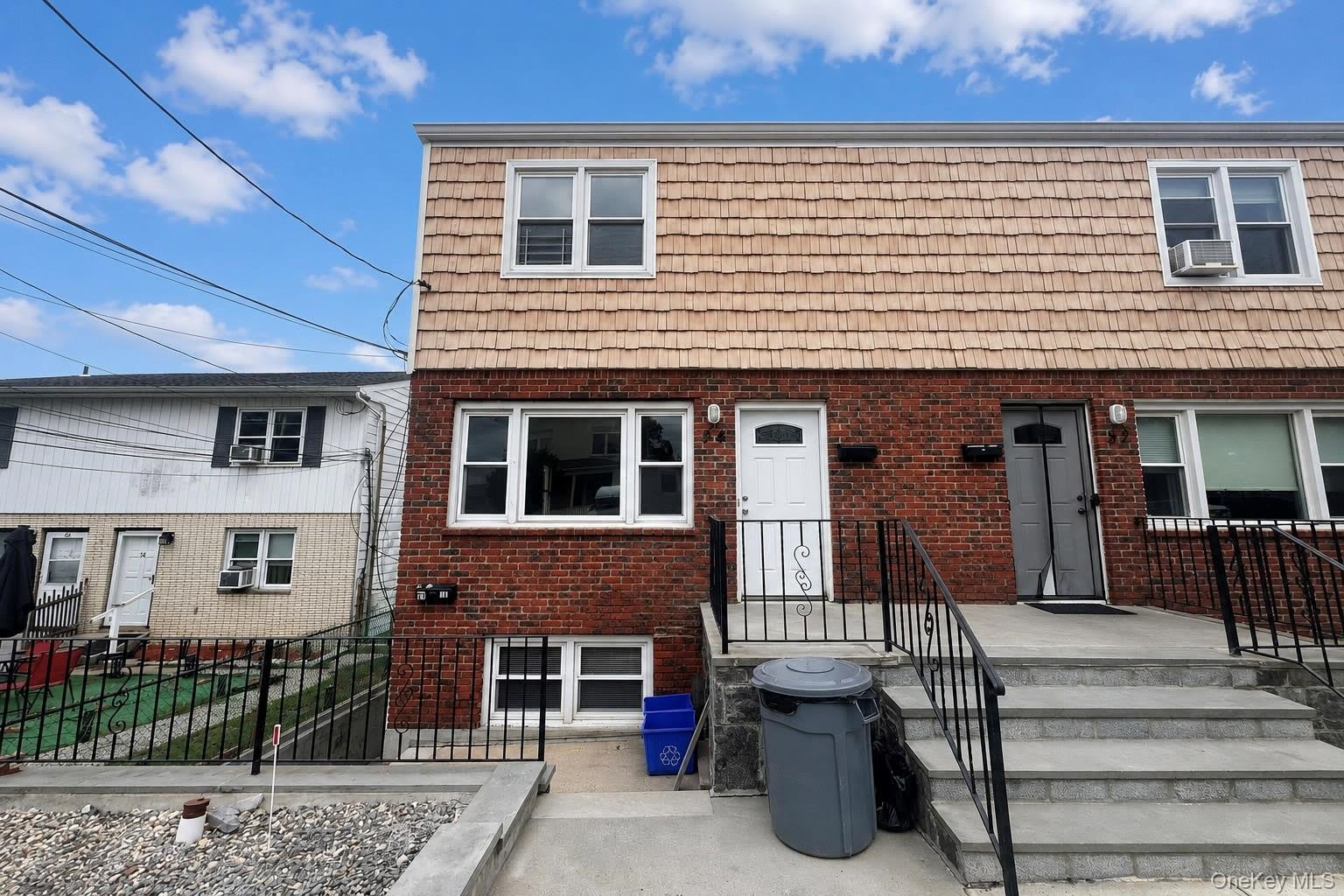 54 Farquhar Avenue – photo 1