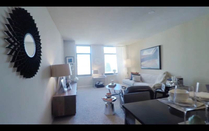 350 N Desplaines St – photo 1