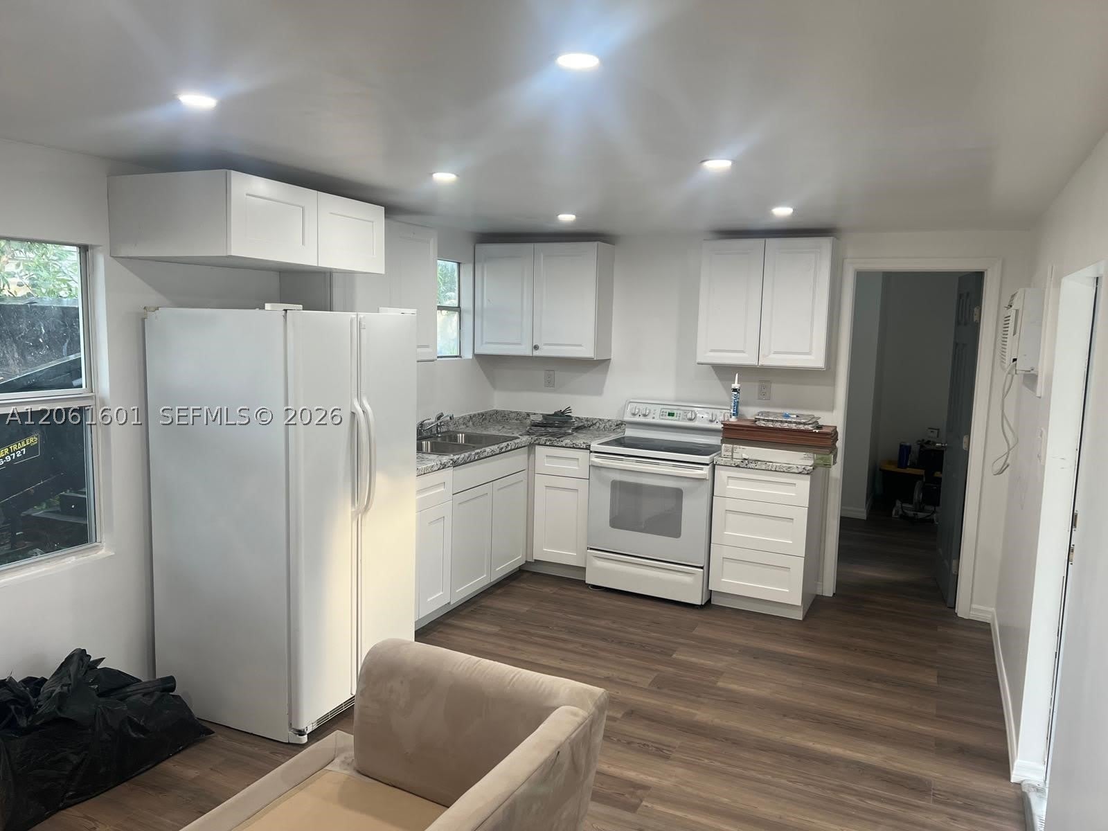 13111 SW 9th St – photo 1 of 7