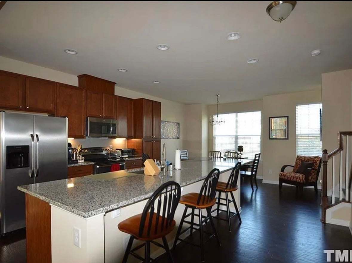 4006 Kentworth Drive – photo 1