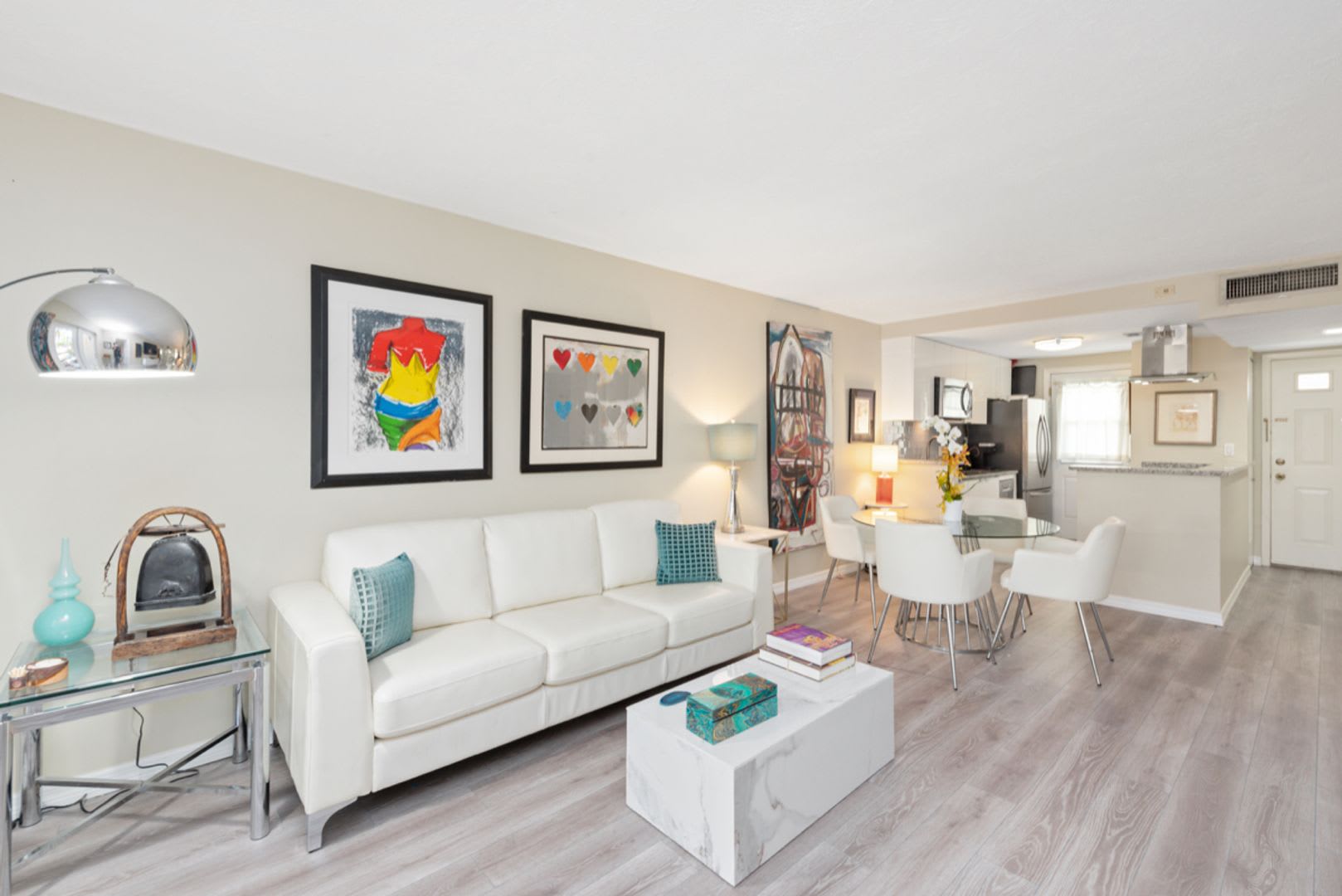 Walk To The Beach And Downtown Naples Seasonal Furnished Rental Available 2 Beds 2 Baths – photo 1 of 260