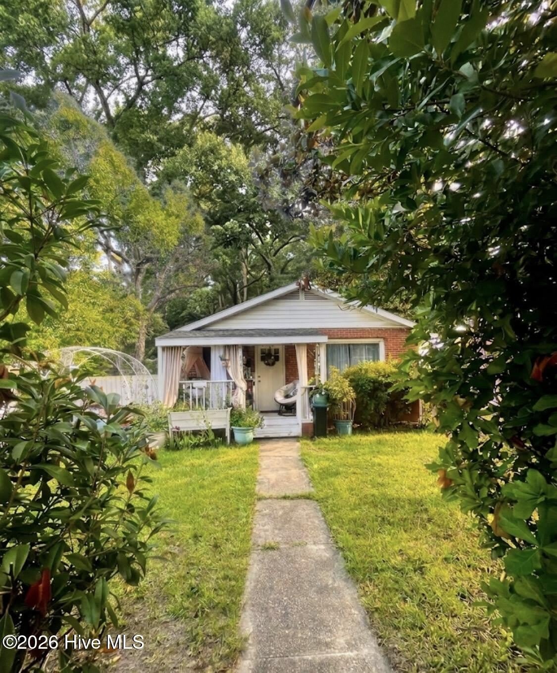 1409 Wooster Street – photo 1 of 45