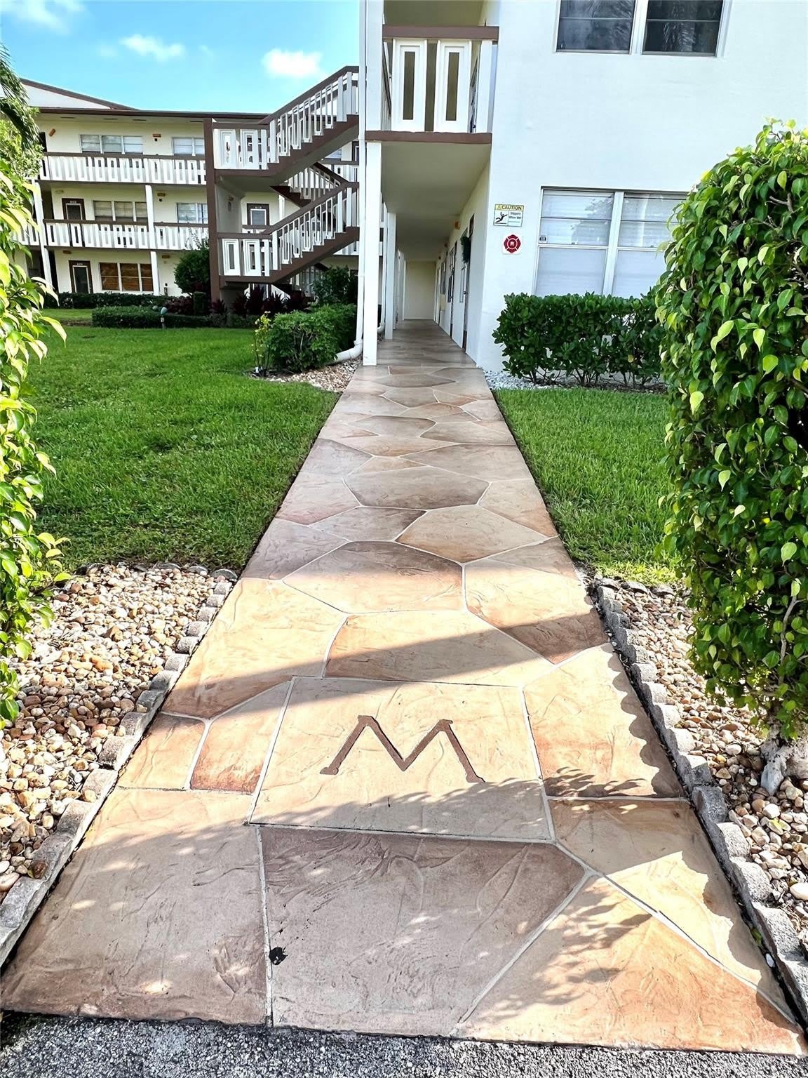517 Mansfield M – photo 1