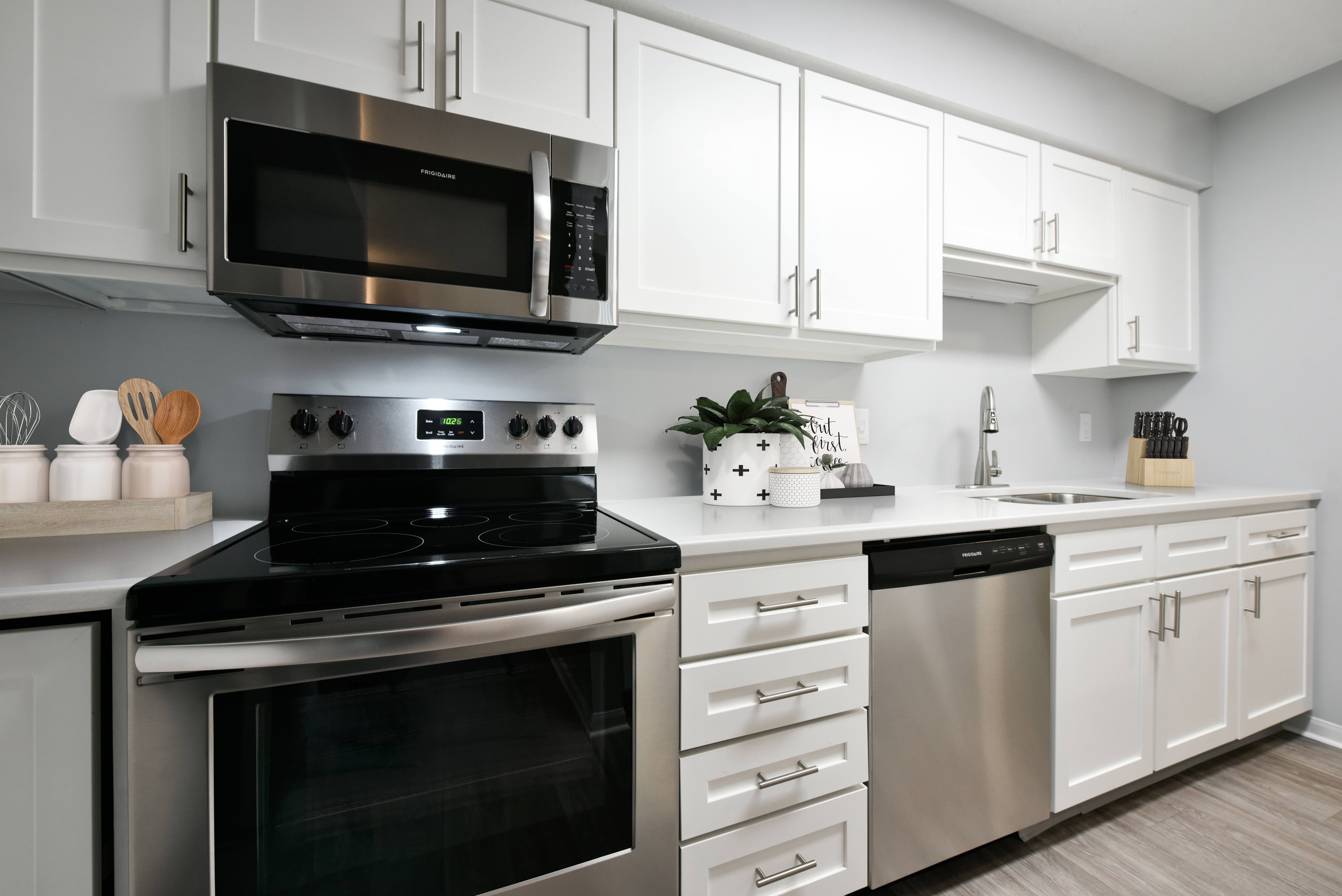 The Donovan Apartment Homes – photo 1