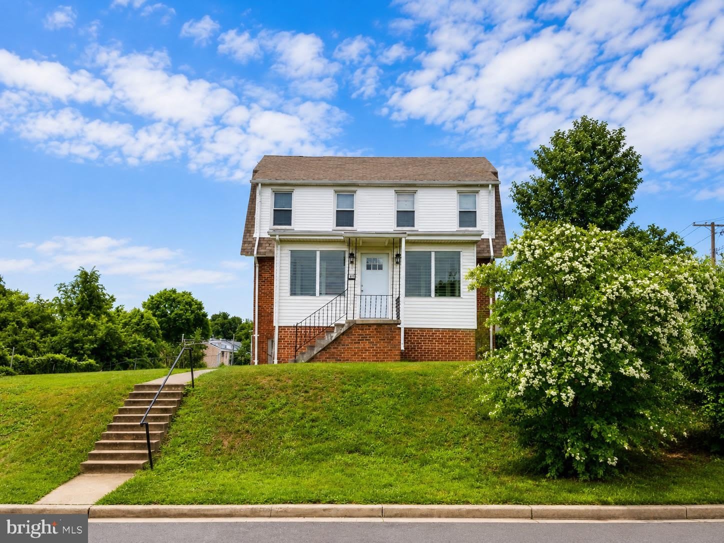 2851 ROBINSON Place SE – photo 1