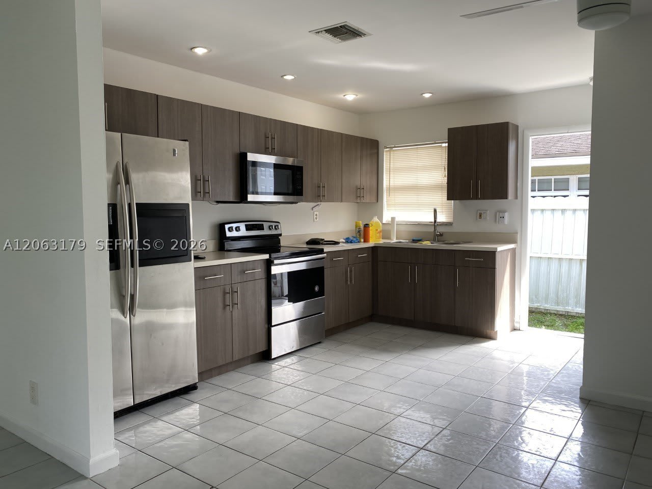 3435 Sw 62Nd Way – photo 1