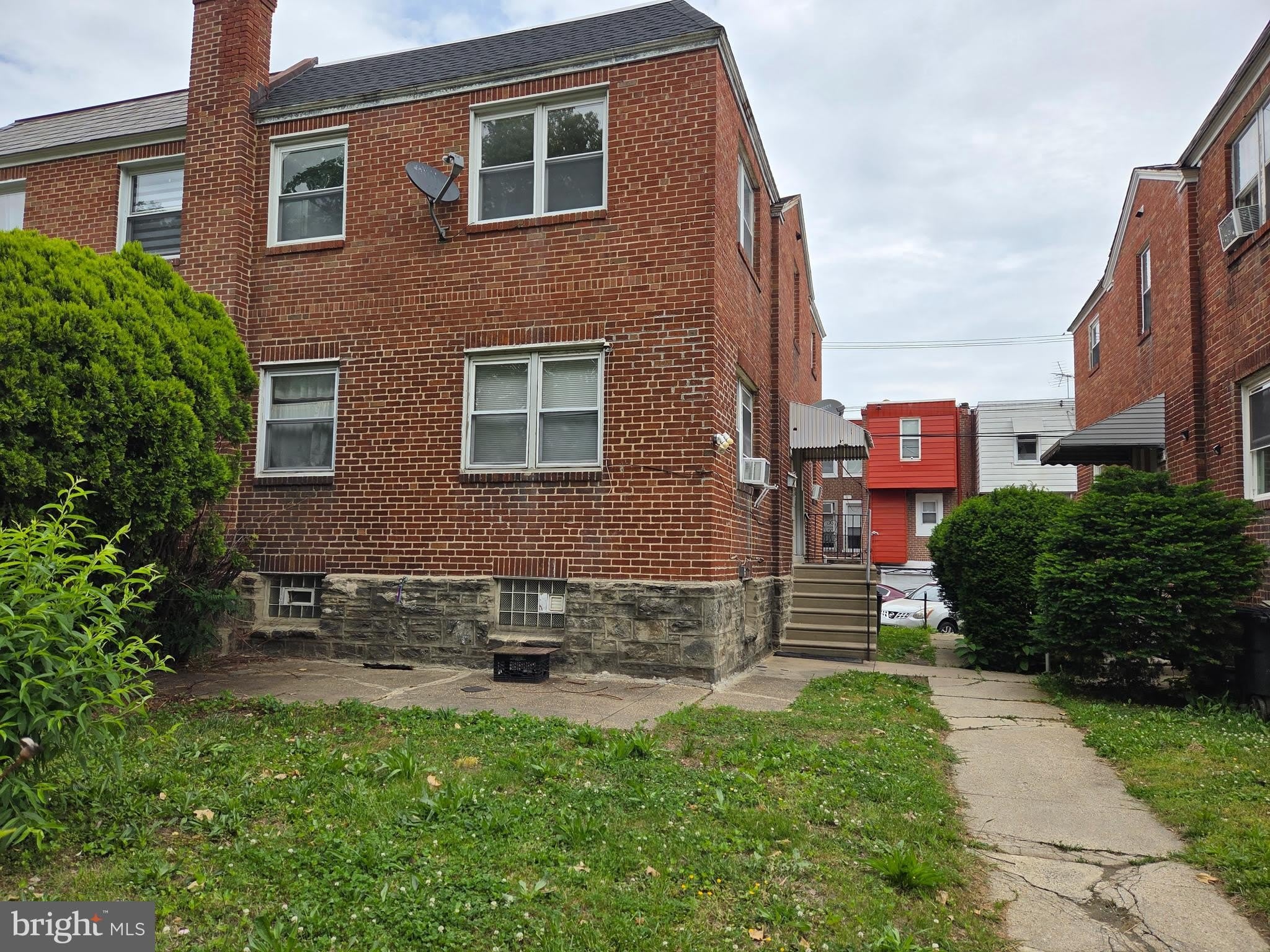 4053 COMLY Street – photo 1