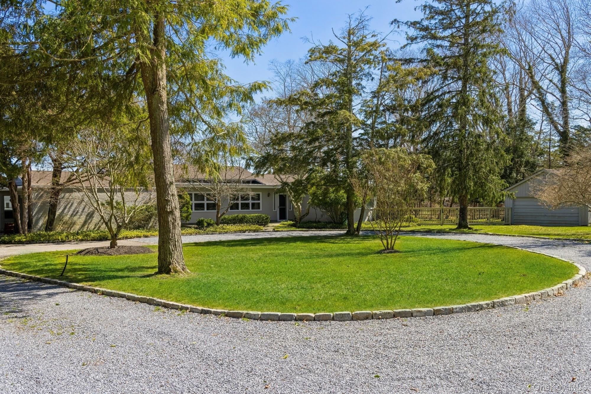 29 Alden Lane – photo 1 of 19