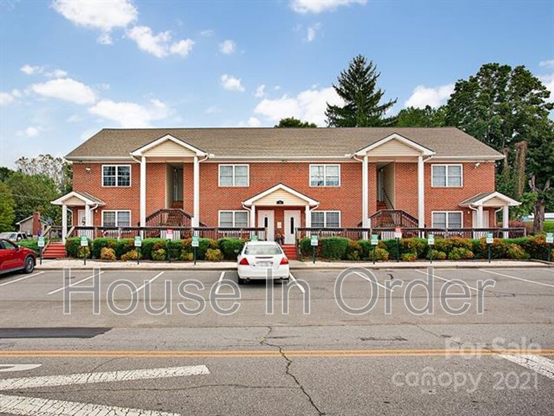 59 Mulberry St – photo 1 of 19