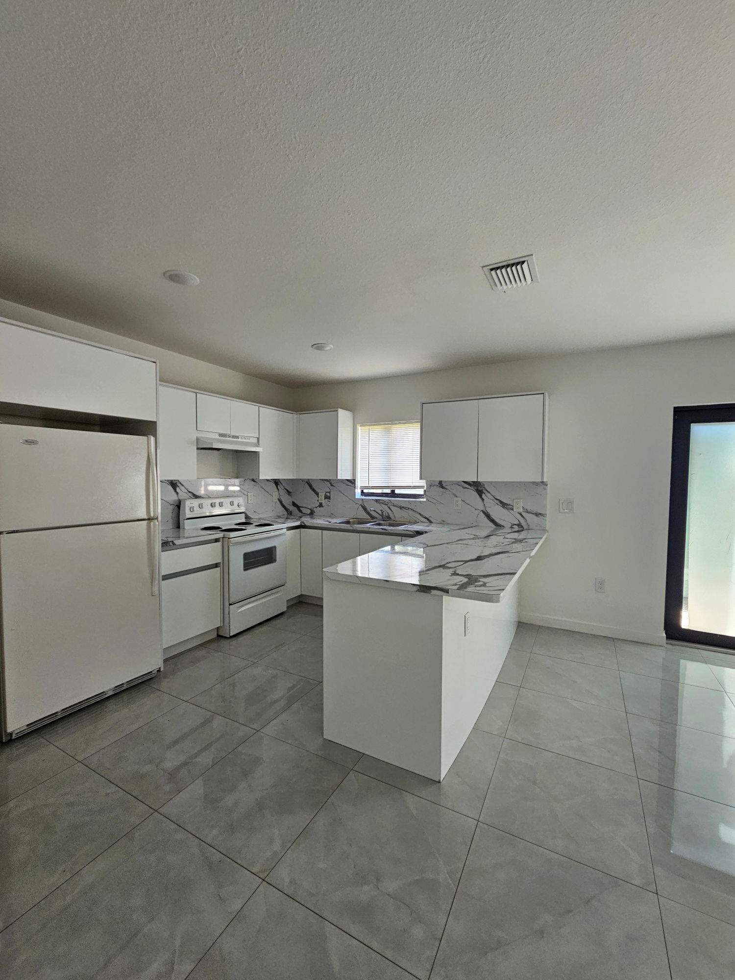 3178 Northwest 59th Street – photo 1