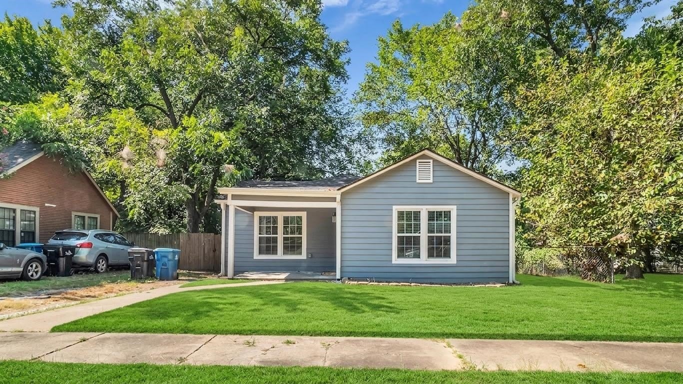 220 W Murray Street – photo 1