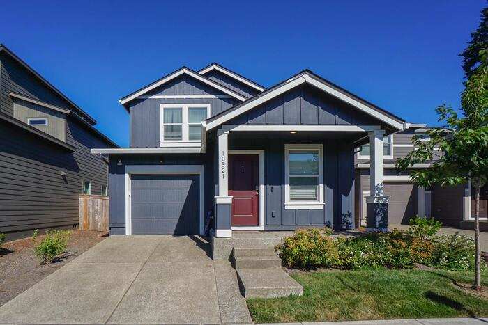 10521 Northeast 121st Avenue – photo 1 of 33