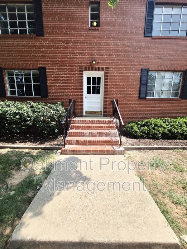 3230 West Grace Street – photo 1