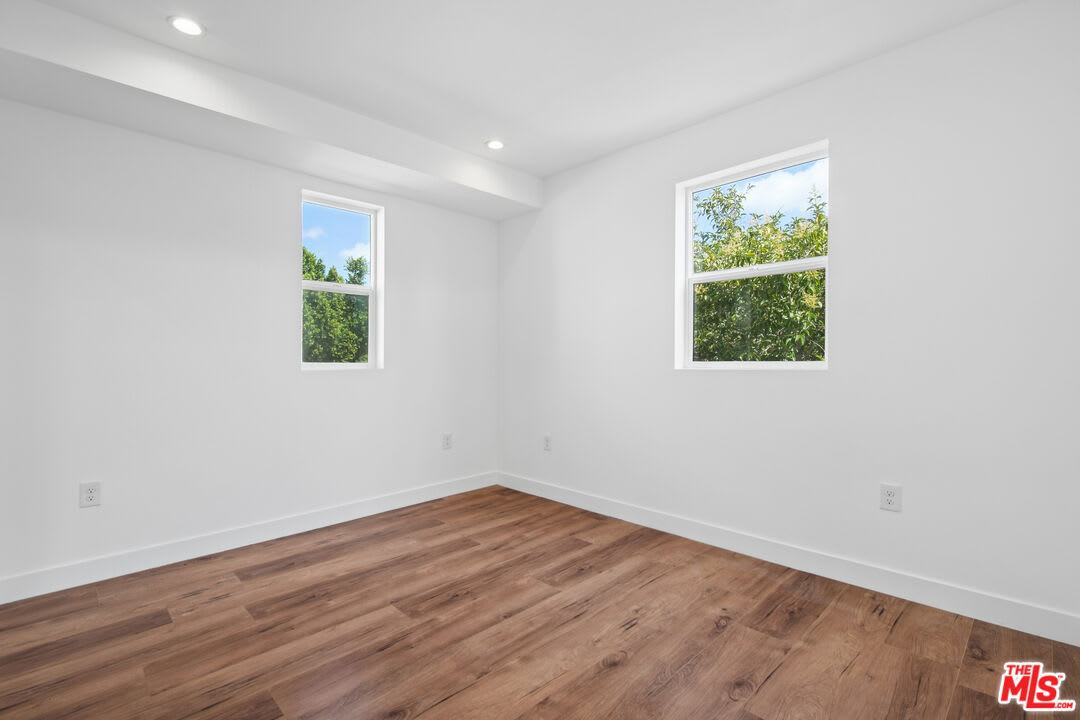 6334 1 2 Beck Avenue – photo 1