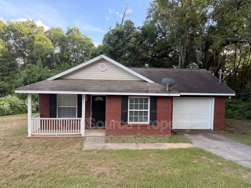 203 B W Roberts Street – photo 1 of 15