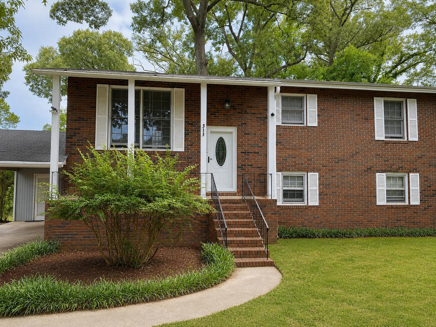 313 Sparta Street – photo 1 of 6
