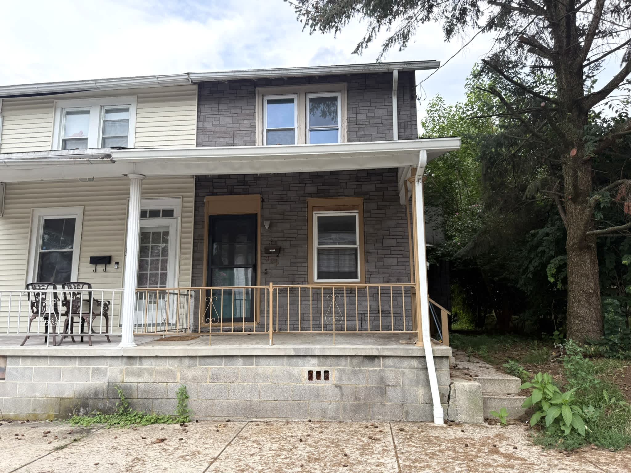 329 Duke St – photo 1 of 13