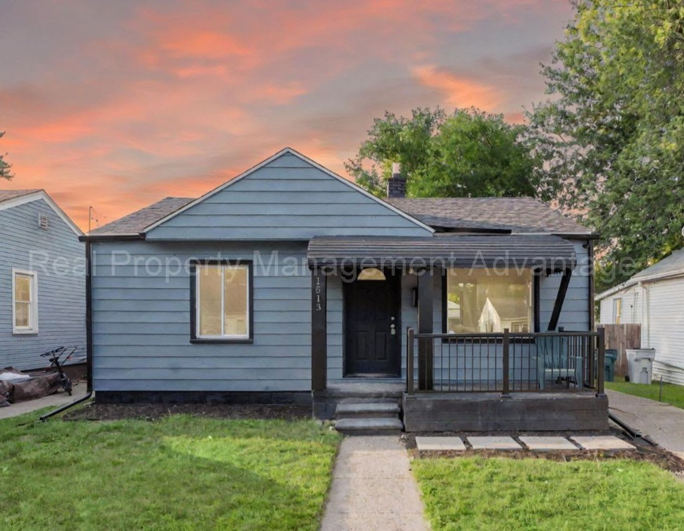 Gorgeous Kitchen and Bath in Hazel Park! – photo 1 of 30
