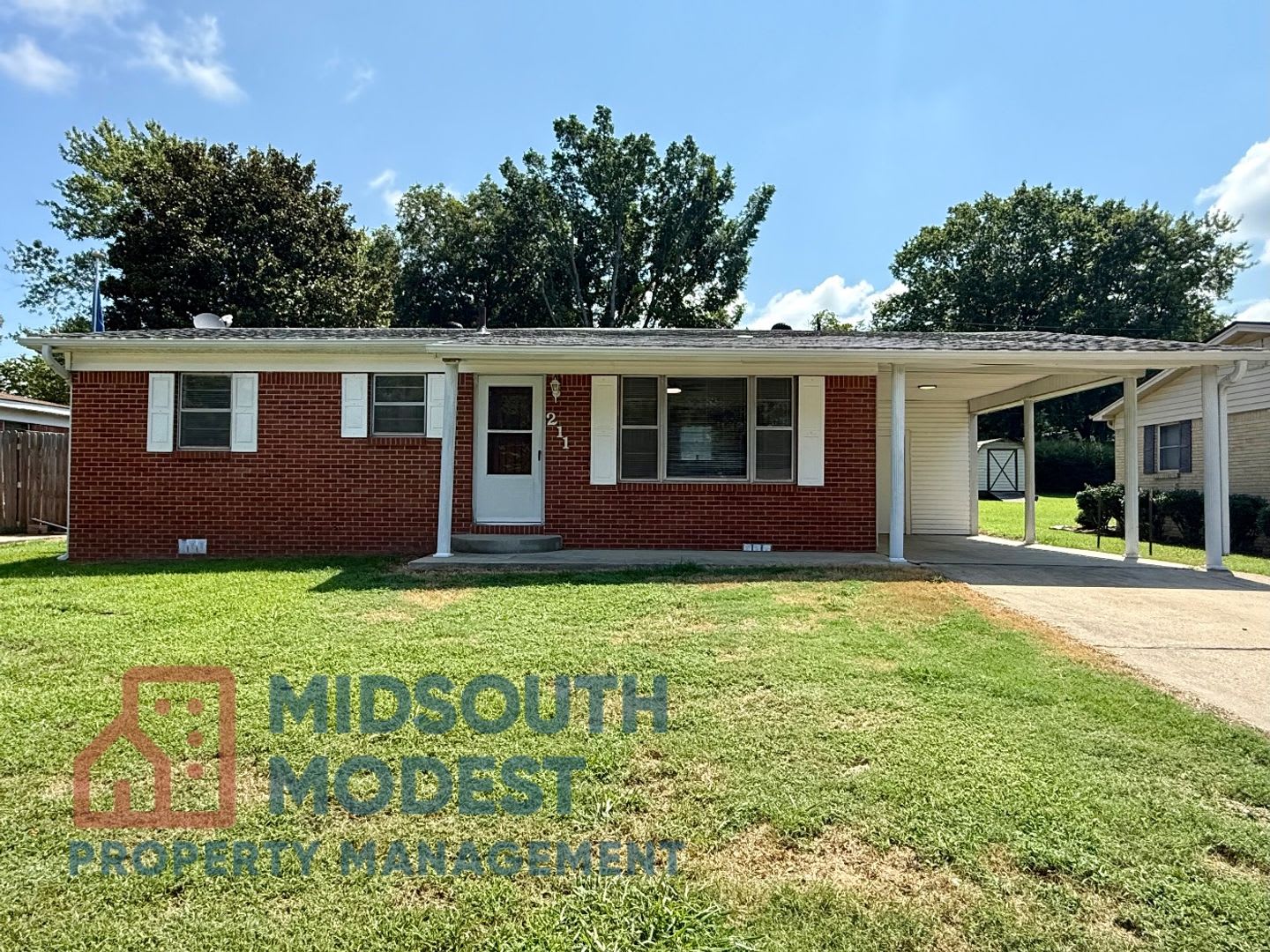 Welcome to this 3 Bedroom/1 Bathroom Home in Paragould AR – photo 1