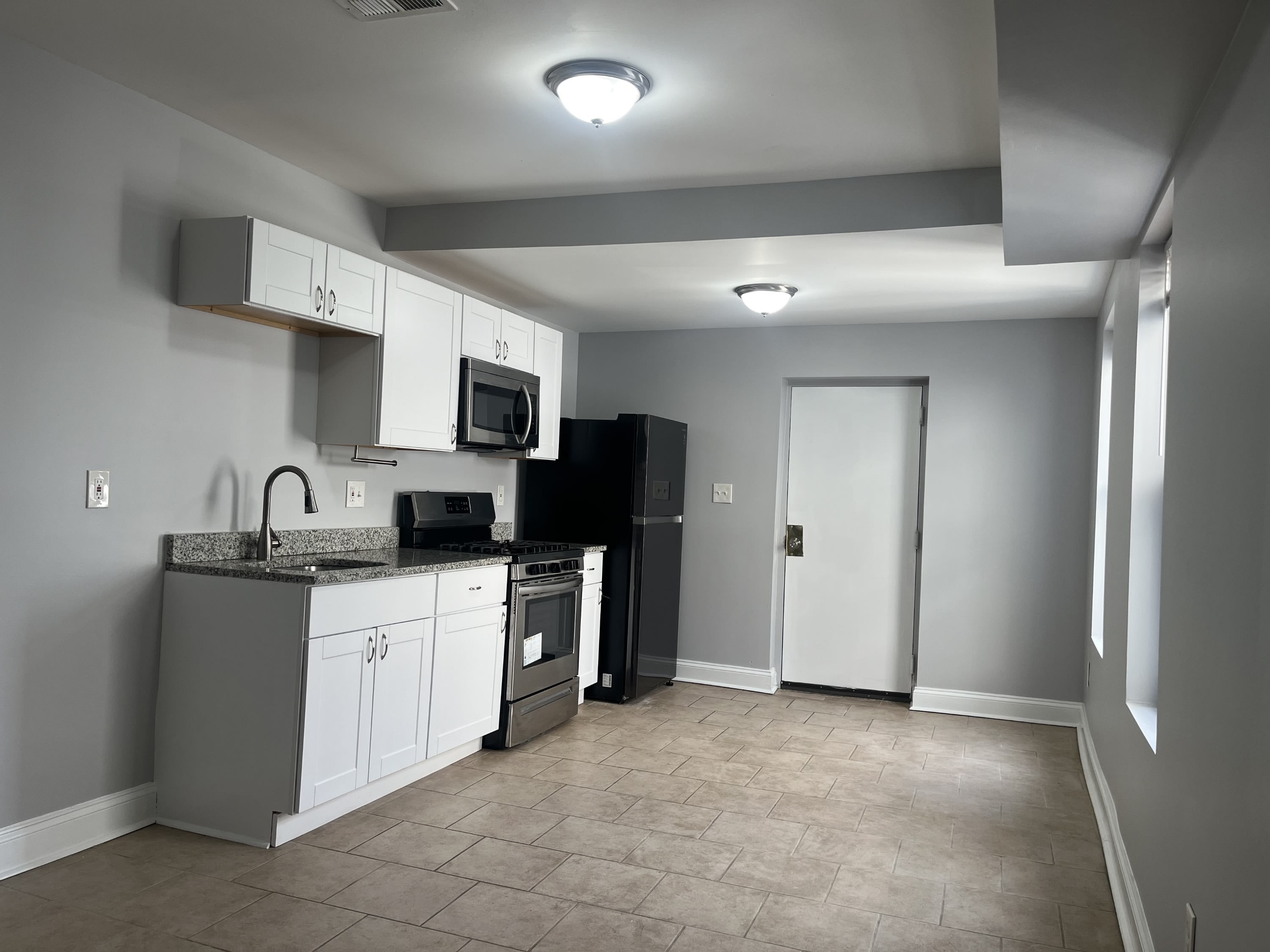 1118 Homewood Avenue – photo 1