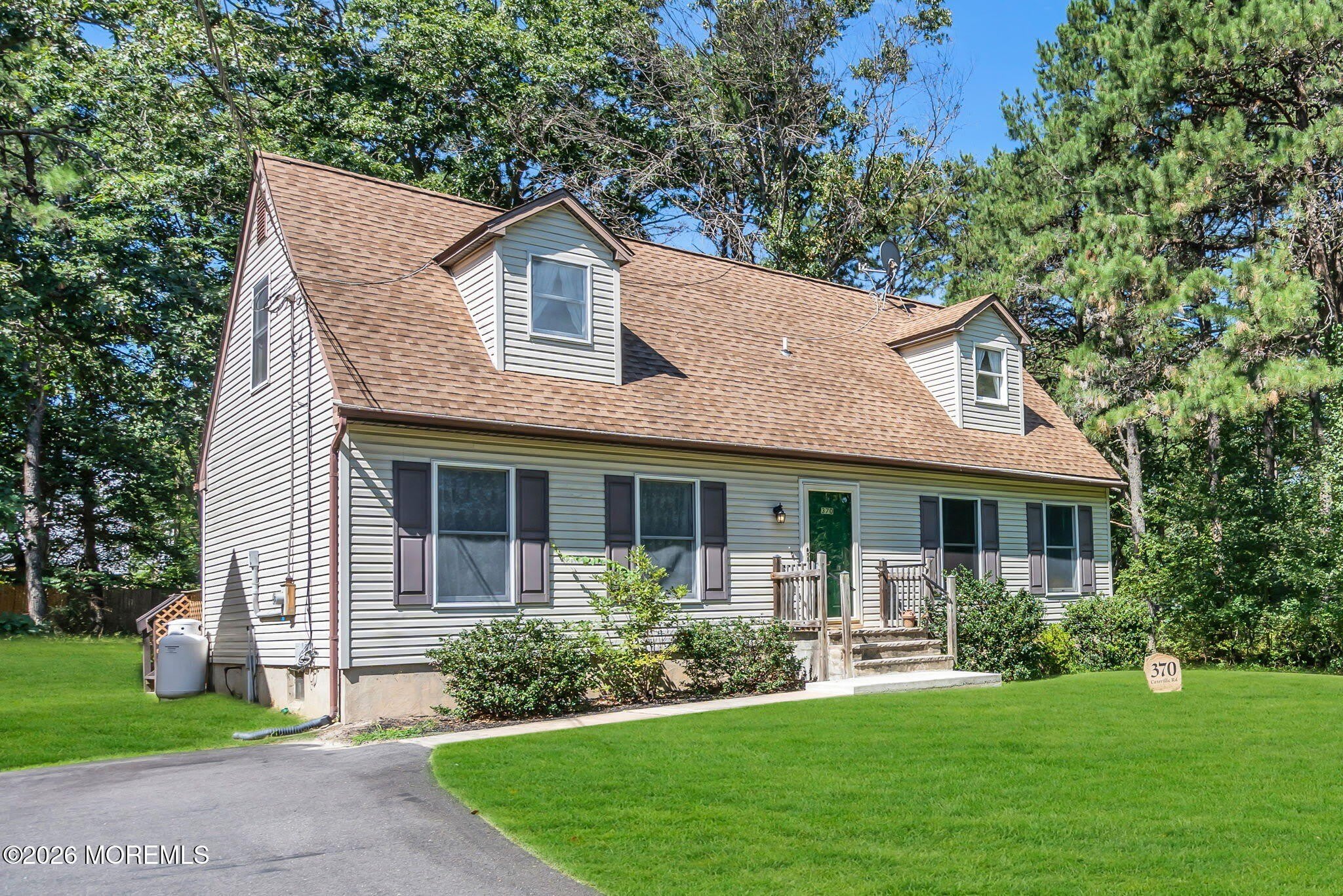 370 Cassville Road – photo 1