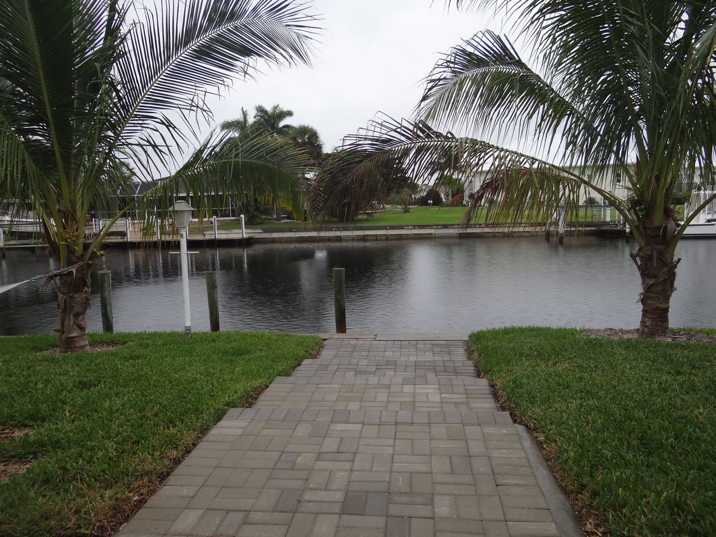 Available Season 2027 Punta Gorda Isles Saltwater Front Home 4300 00 – photo 1 of 94