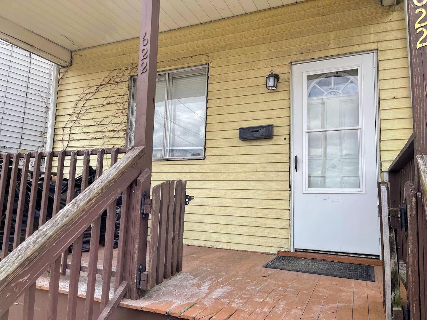 2 Bed, 1 Bath Home in Greenfield – photo 1