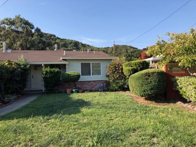 2324 Doidge Avenue – photo 1 of 12
