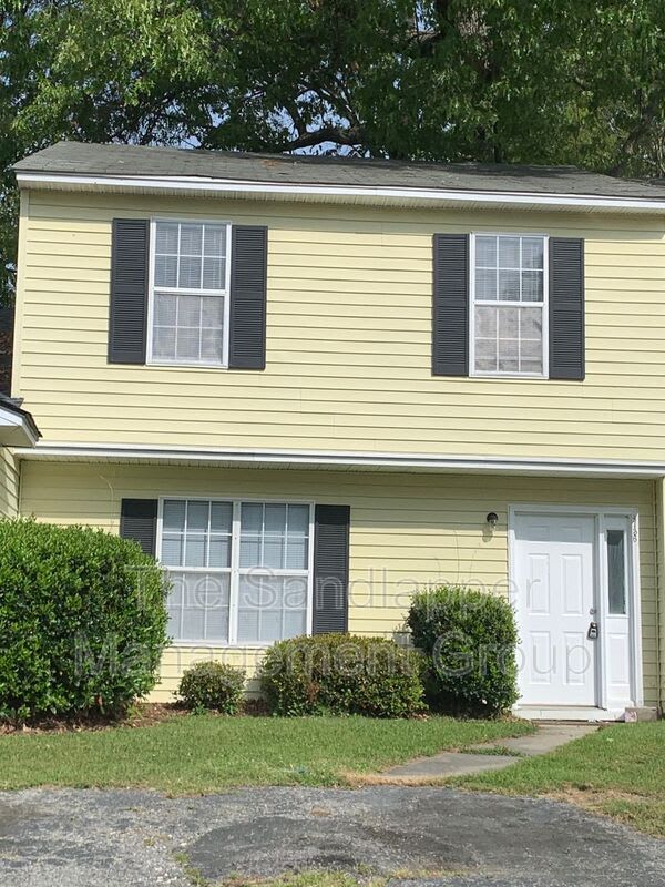 4736 Linfield Lane – photo 1 of 214