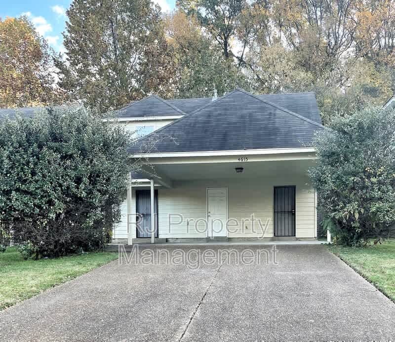 4615 Addington Dr – photo 1