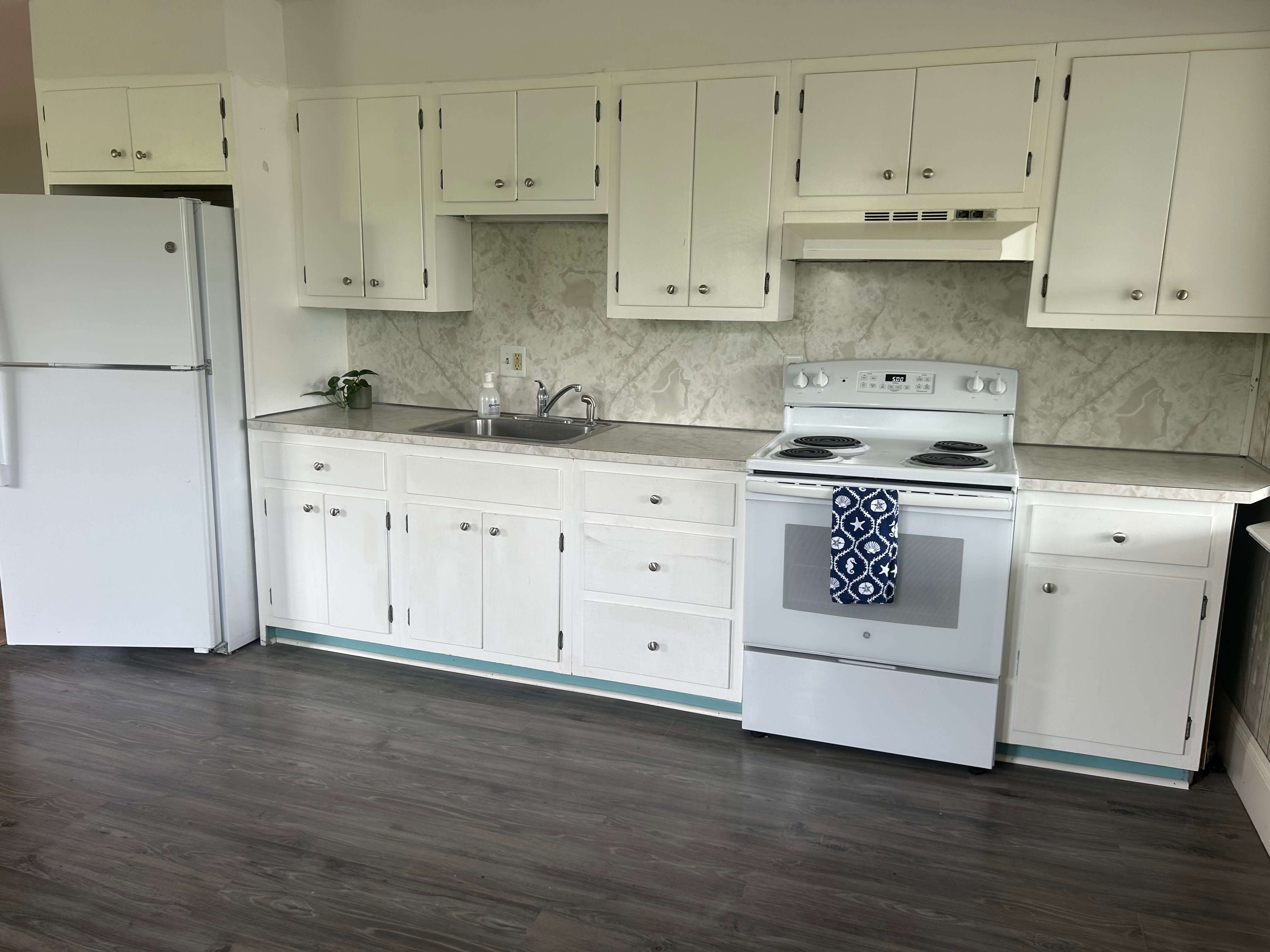940 Willow Street – photo 1 of 10