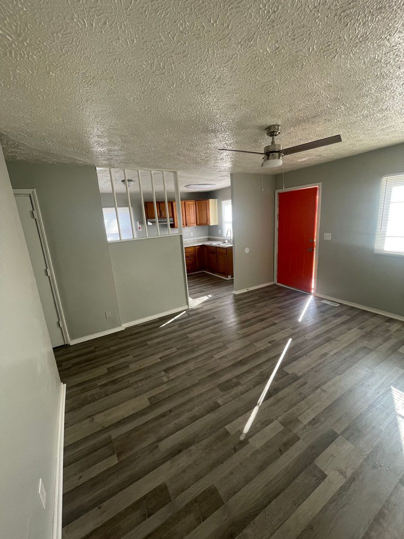 Westside Three Bedroom Home Near 16Th And Harding – photo 1