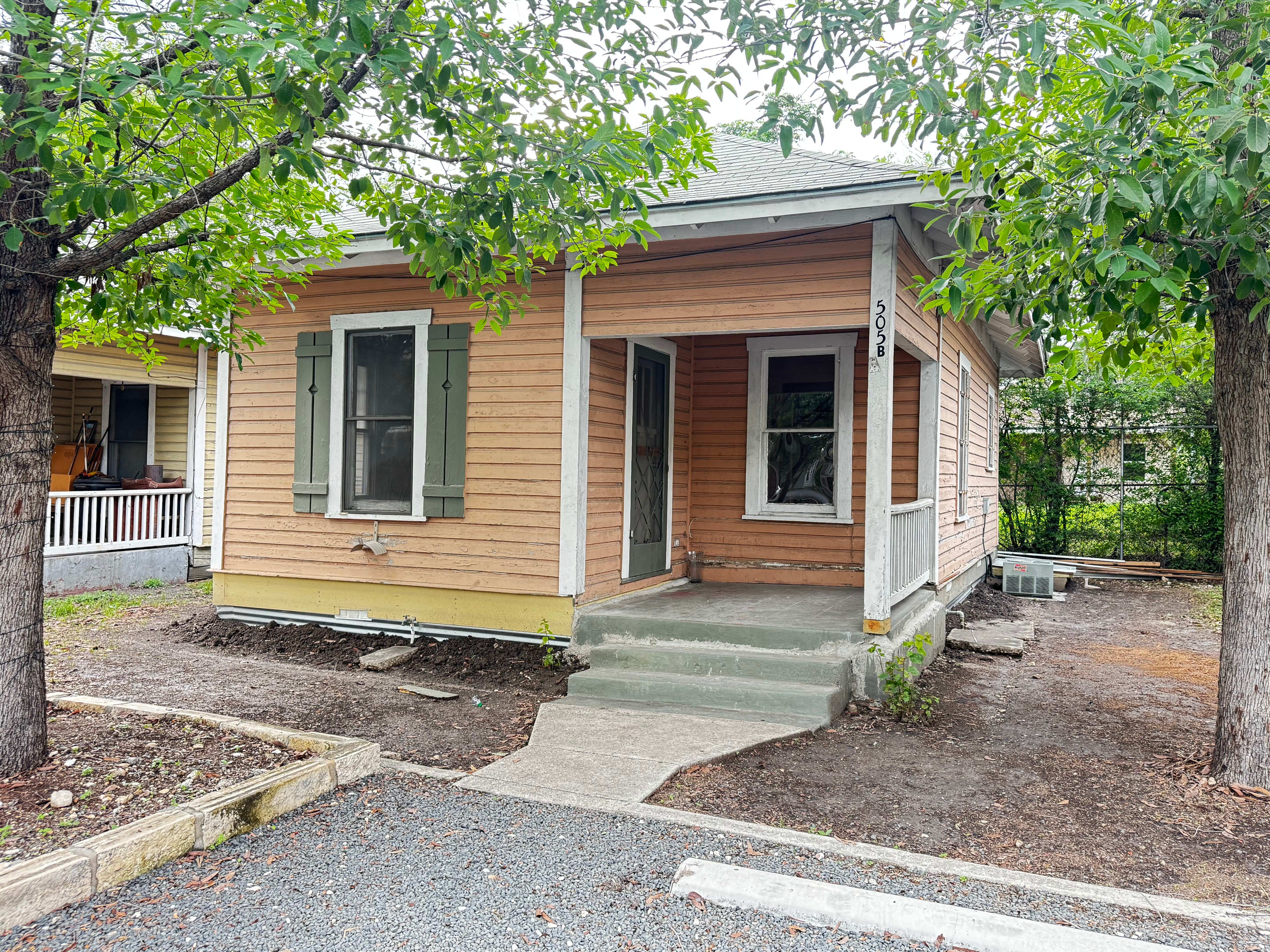 505 Wilmington Ave – photo 1