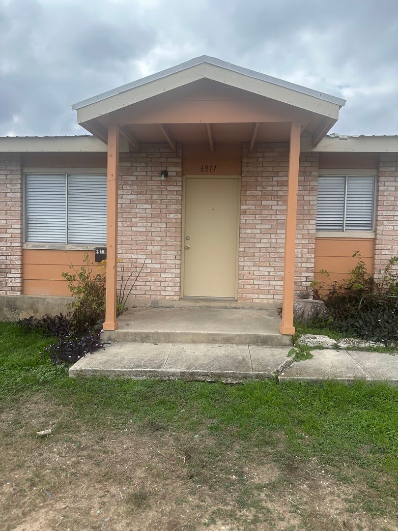 Brookview Duplex 6917 – photo 1