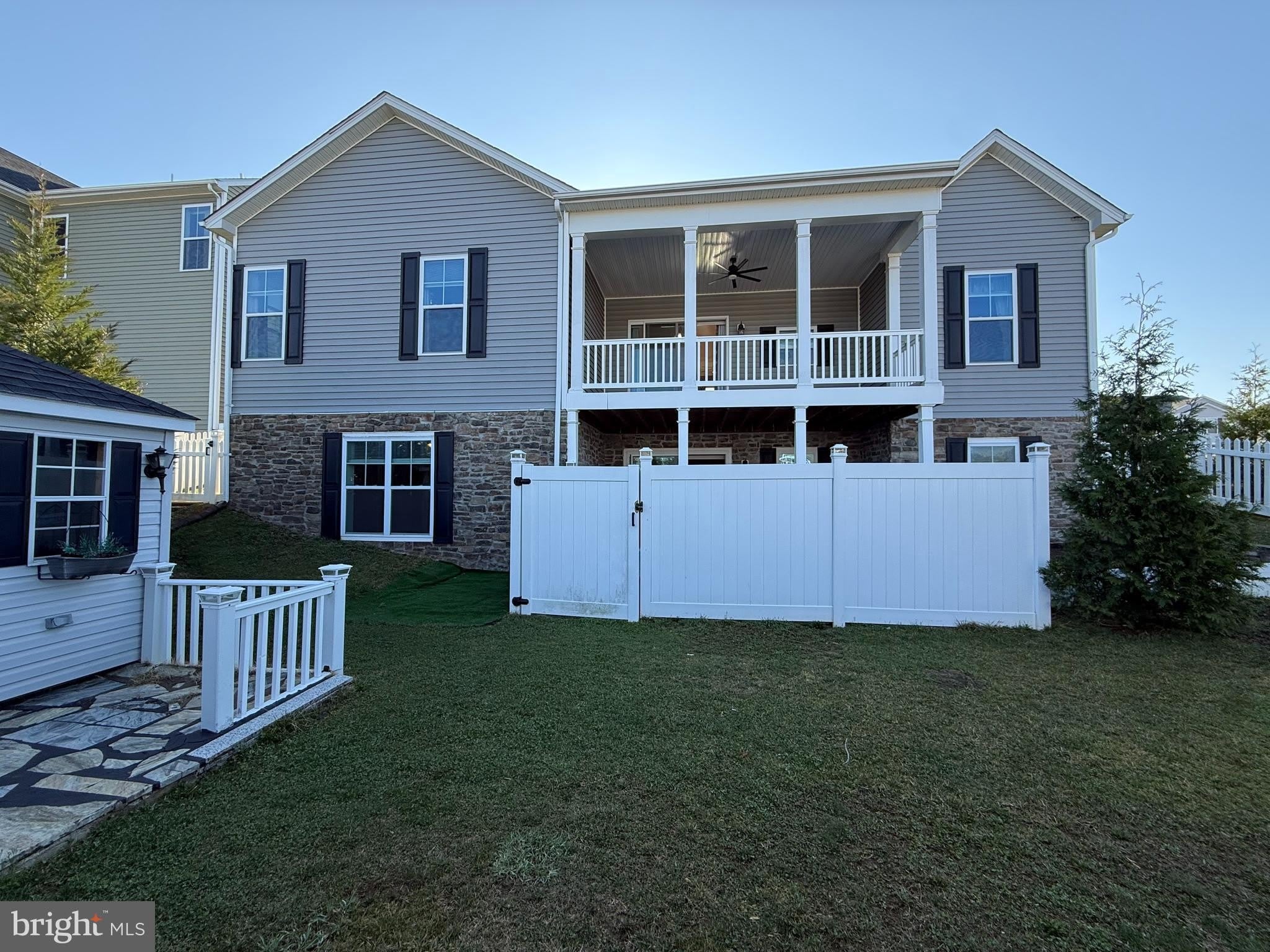 210 AYLESBURY Lane – photo 1